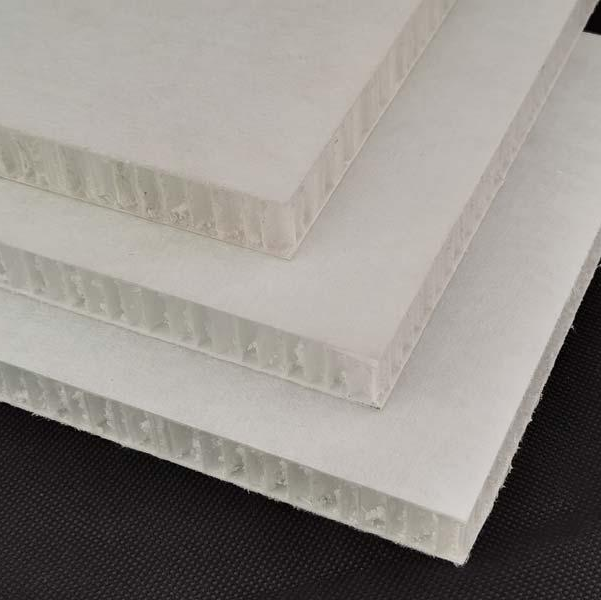 連(lián)續纖維增強(qiáng)熱塑性複合(hé)材料在汽車(che)領域的應用(yong)